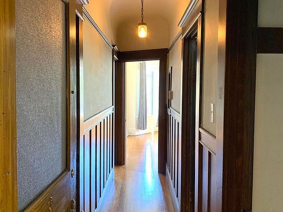 2nd image of 562 Guerrero St APT 3