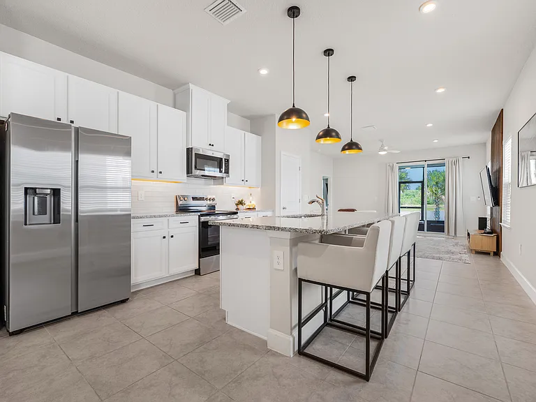 14048 Crimson Ave — Photo 11