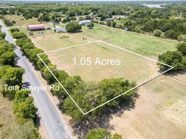 Tom Sawyer Rd, Ennis, TX 75119