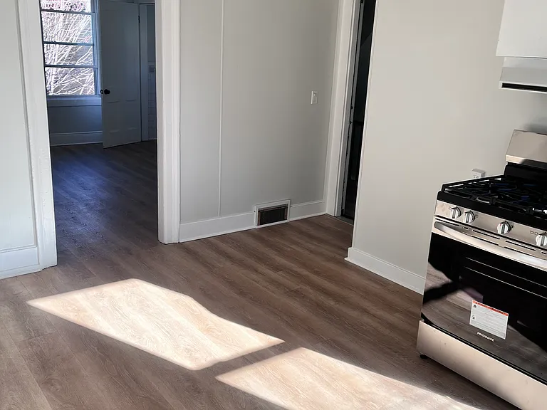 8 Mansion St #2 — Photo 9