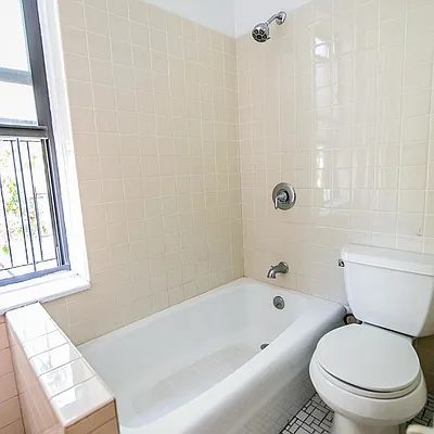 Rented by Nooklyn NYC LLC | media 15