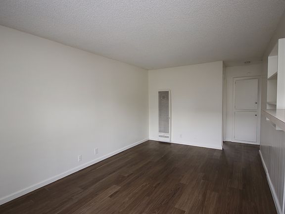 2nd image of 1005 S Marguerita Ave #A