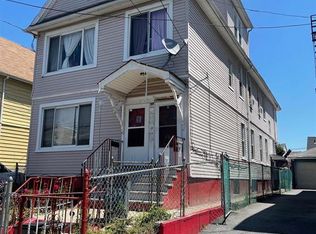 393-395 E 26th St, Paterson, NJ 07514