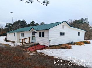 3685 Ross Rd, Muskegon, MI 49445