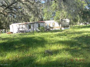 629 Lake Susan Rd, Hawthorne, FL 32640