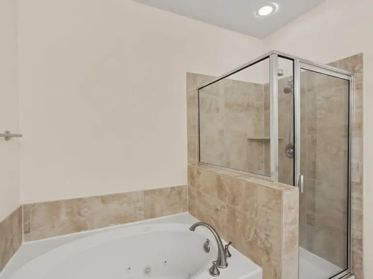 2354 Waterford Park St — Photo 13