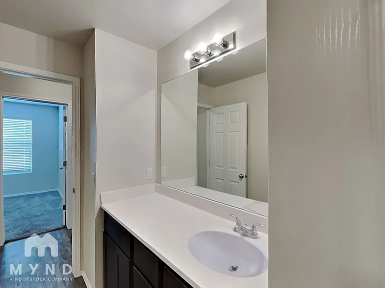 1921 Hannah Ln — Photo 20
