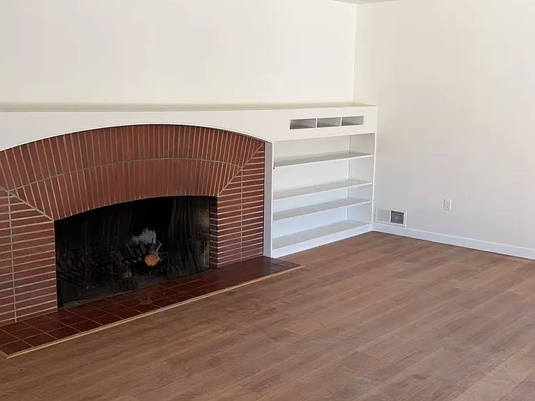 2831 Sinclair Ave — Photo 13