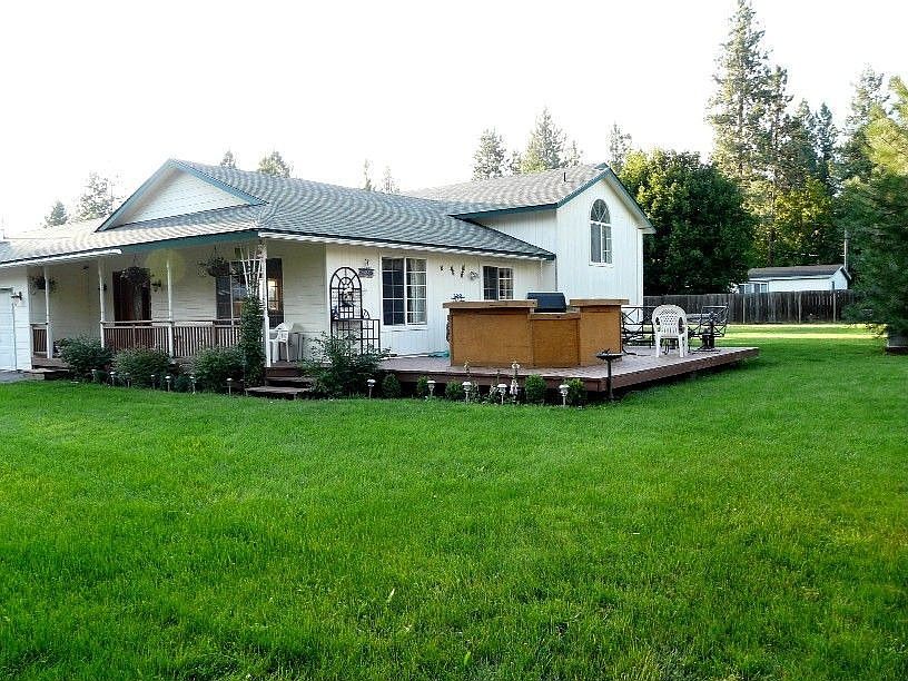 1st image of 1145 E Oak Ct