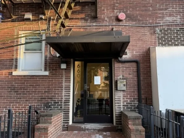 660 Kenyon St NW, Washington, DC
