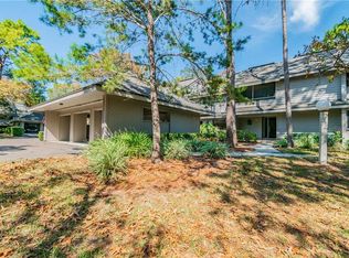 405 Old Mill Pond Rd, Palm Harbor, FL 34683