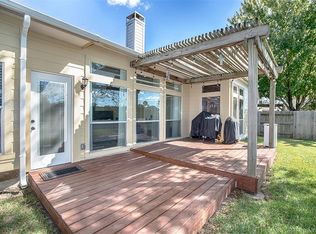 3722 Crescent Dr, Pearland, TX 77584