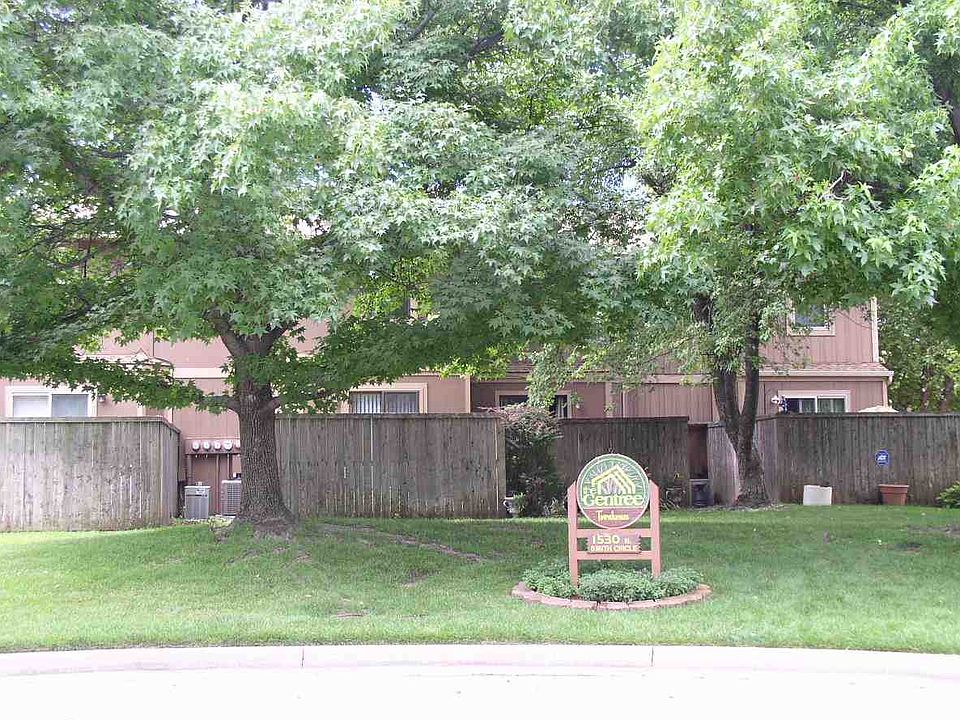 1st image of 1530 N Smith Cir Unit 802