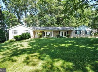 805 Dietz Rd, York, PA 17402