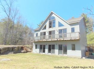 286 Binnewater Rd, Rosendale, NY 12401