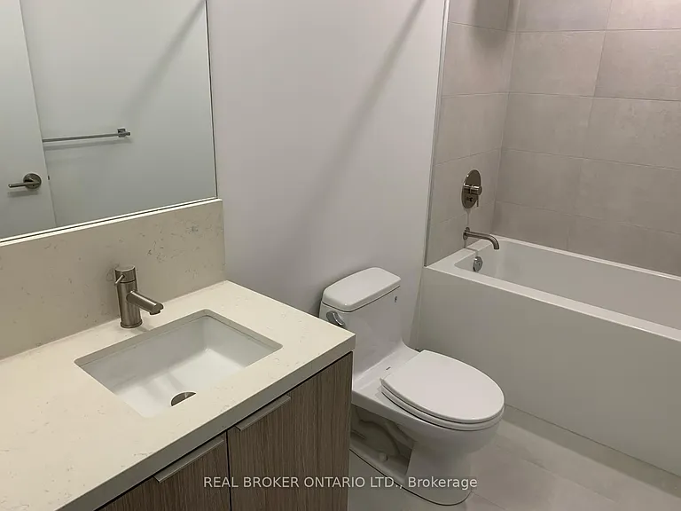 2020 Bathurst St #615 — Photo 20