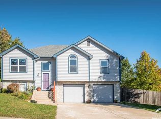 701 N Michigan Cir, Lawrence, KS 66044