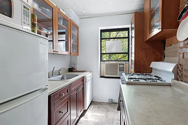 Rented by Compass | media 16