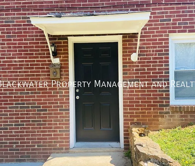 88 W Princeton Cir #B — Photo 2