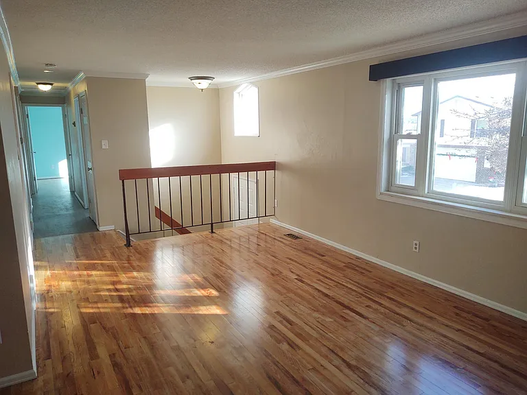 6511 W 112th Pl — Photo 6