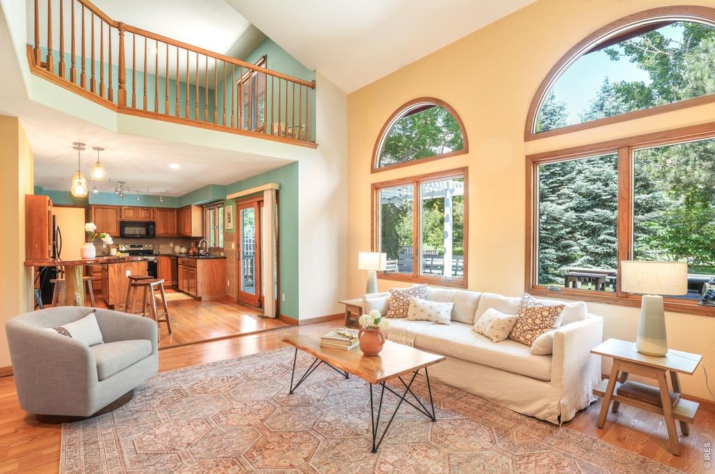 1412 Silk Oak Dr