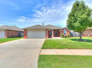 616 McConnell Dr, Yukon, OK 73099