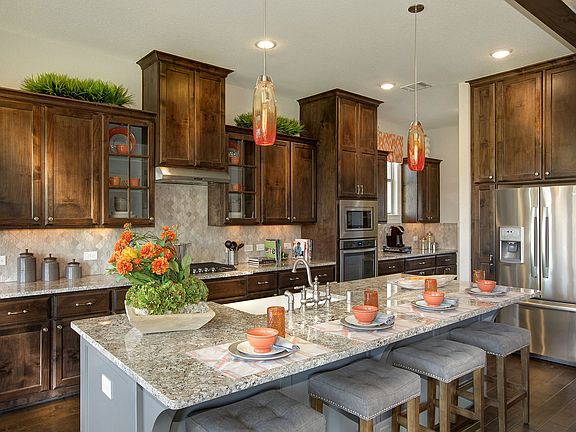The Deerfield II Kitchen
