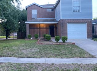 2103 Whittier Dr, Houston, TX 77032