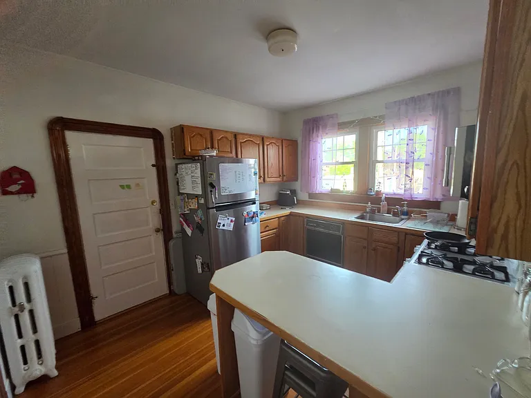 54 Burlington St #2 — Photo 5