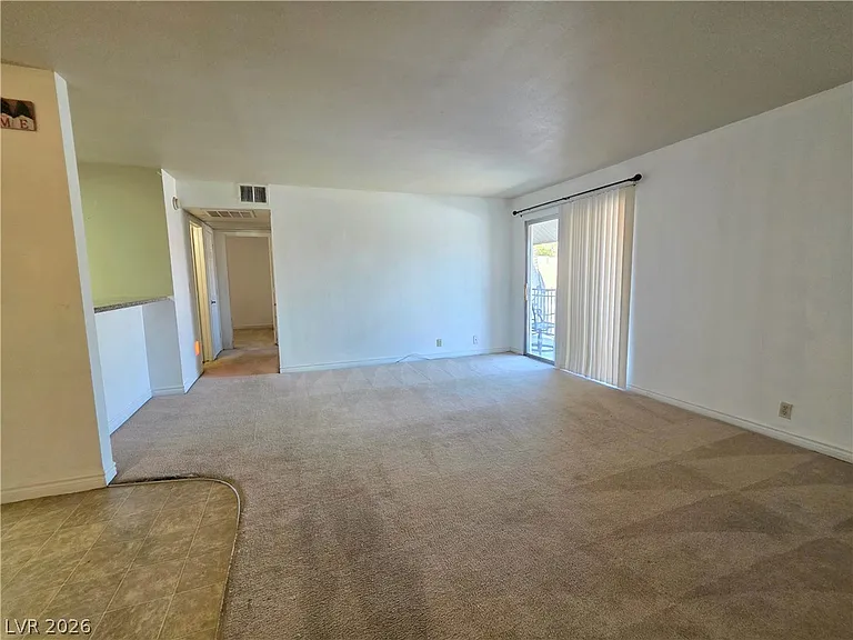 5134 River Glen Dr #240 — Photo 7