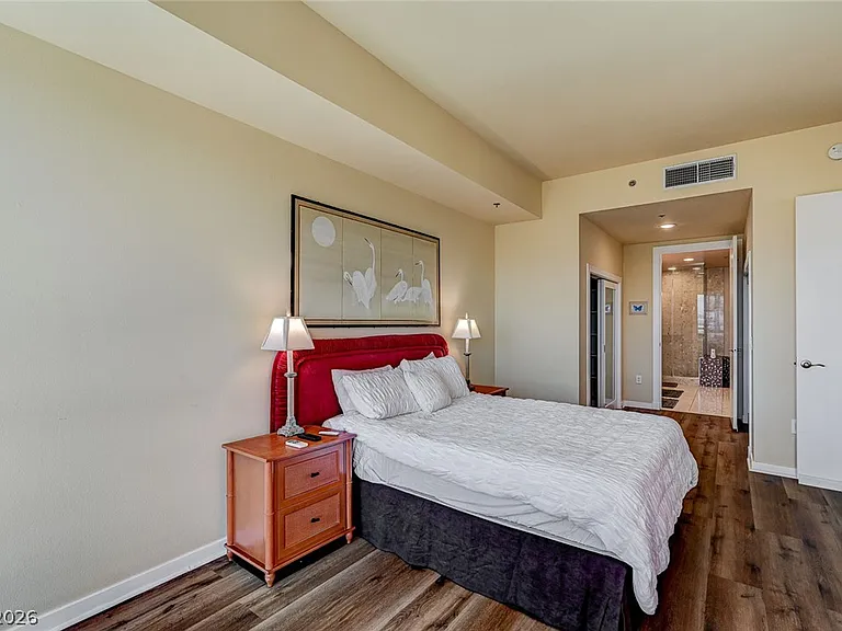 4575 Dean Martin Dr #506 — Photo 24