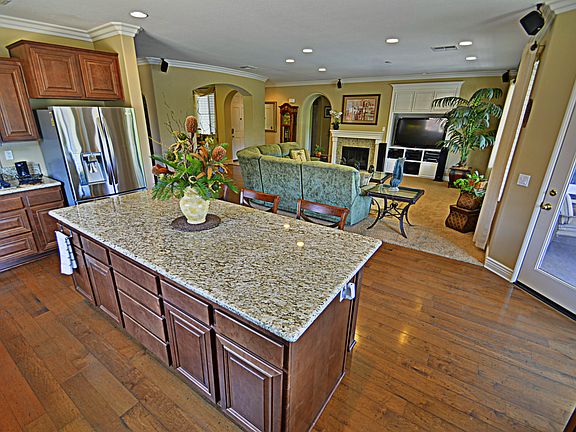 4th image of 28089 Little Lake Ct