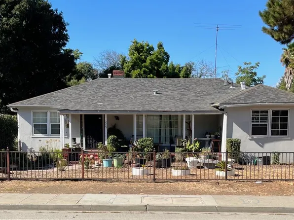 2247 University Ave, East Palo Alto, CA 94303