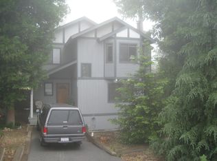 23330 So Village Ln, Crestline, CA 92325