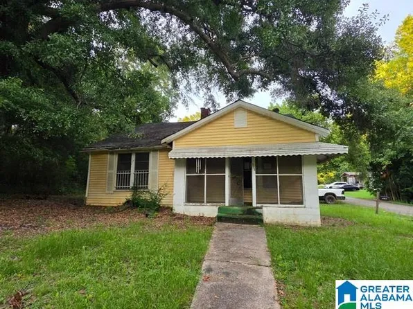 135 Vassar Cir, Montevallo, AL 35115