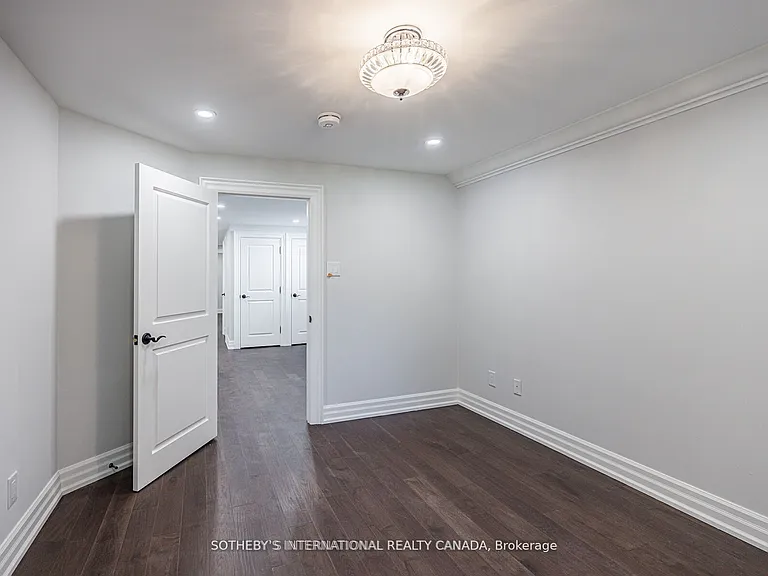 942 Fletcher Valley Cres #BSMNT — Photo 16