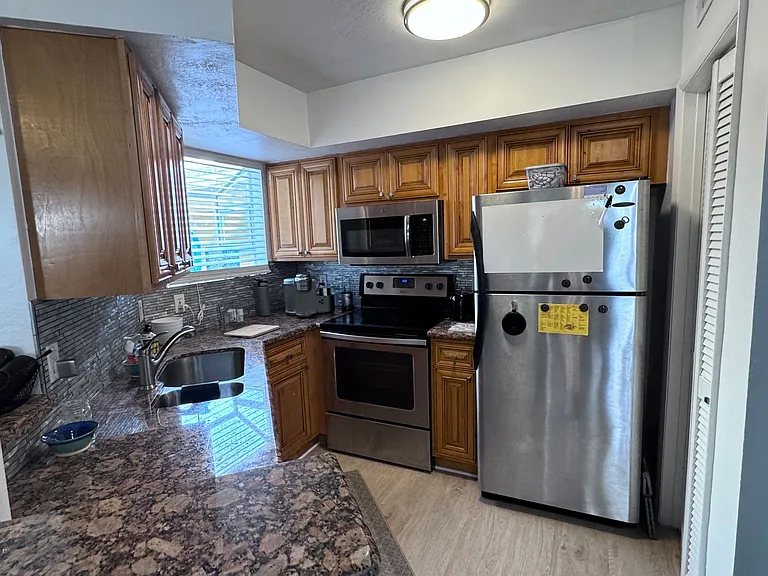 1841 Island Club Dr #472 — Photo 9