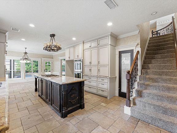 5th image of 13807 Balmore Cir