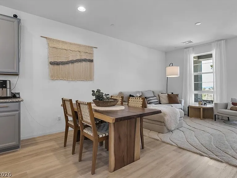 92 Kimberlite Dr — Photo 17