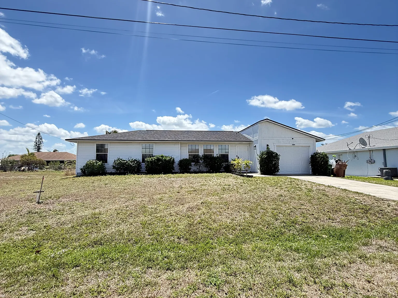 3 bed, 1081 sqft, $2,300 — Photo 1