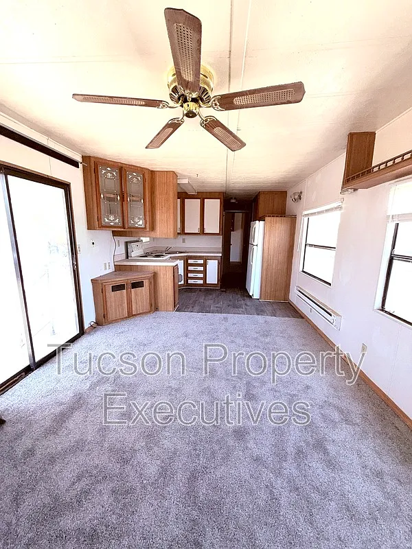1 bed, 1.0 bath, 700 sqft, $700 — Photo 3