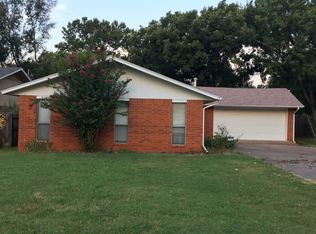 1127 N Walnut St, Guthrie, OK 73044