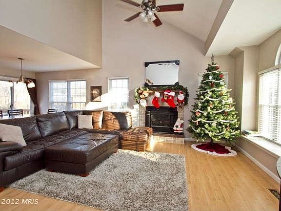 main level -living