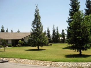 12977 Springtime Ln, Galt, CA 95632