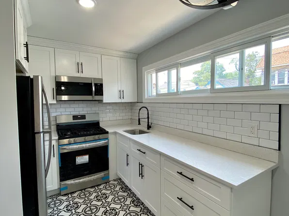 30 Chestnut Ave APT 2, Irvington, NJ 07111
