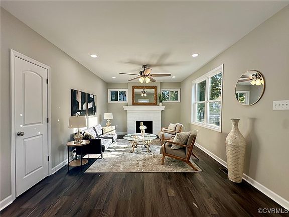 2nd image of 901 E Belt Blvd