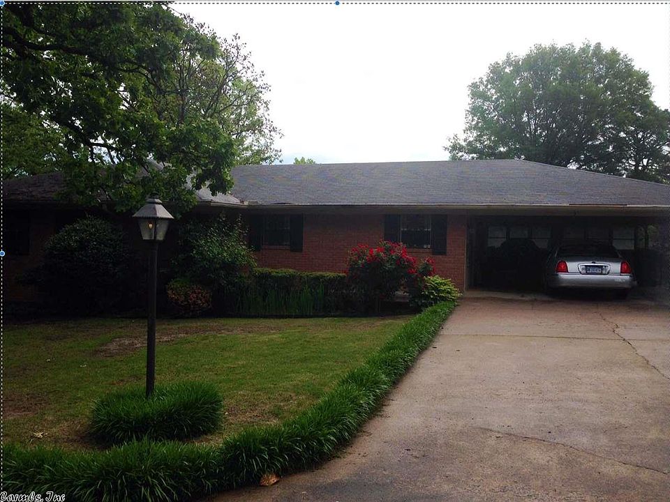1st image of 5 Skyway Dr