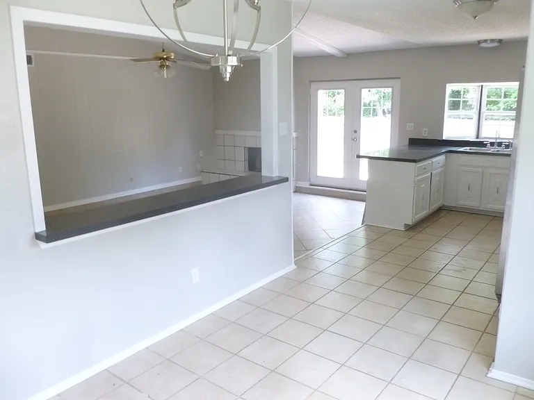 1917 Spies Springs Ct — Photo 12