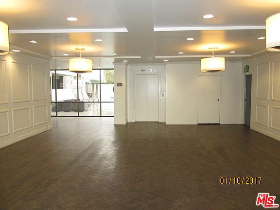 2nd image of 12115 San Vicente Blvd Unit 405