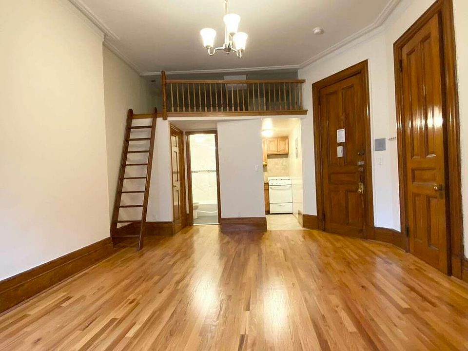 1st image of 68 W 69th St APT 3B